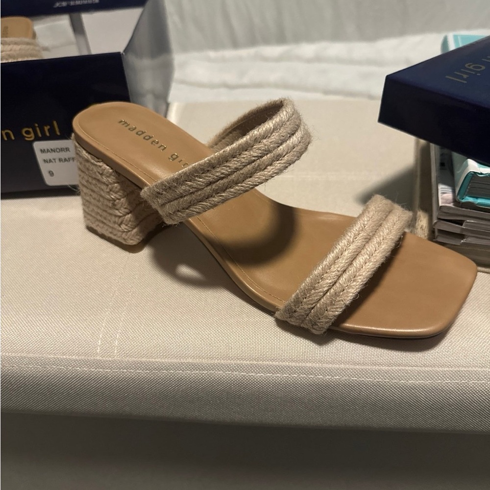 Steve Madden chunky sandals